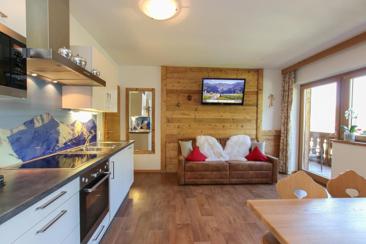 Landhaus Hinterglemm Apartment Saalbach-Hinterglemm Exterior photo